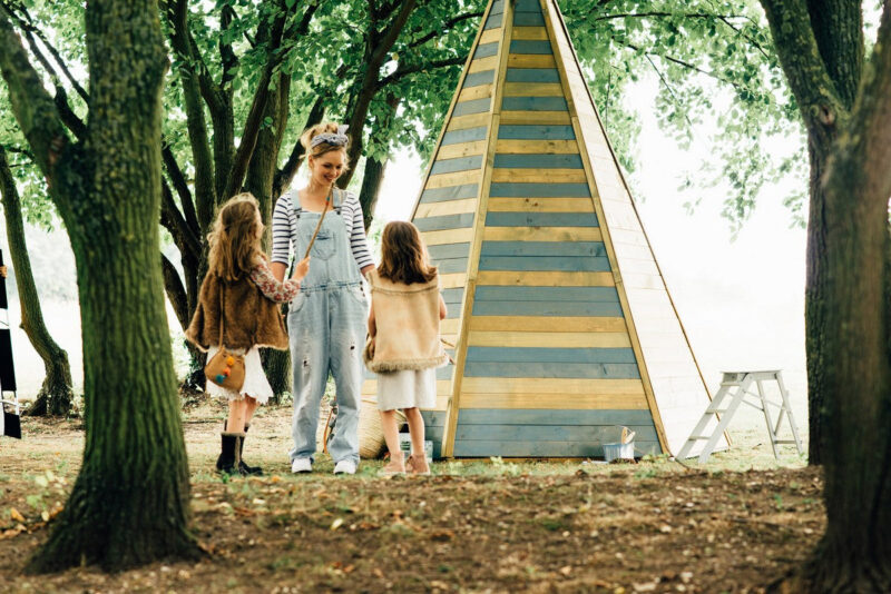 Plum Grand Wooden Teepee Hideaway - Image 6